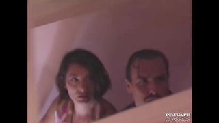 Горячие тёлки ебуться во все дыры на секс-вечеринке